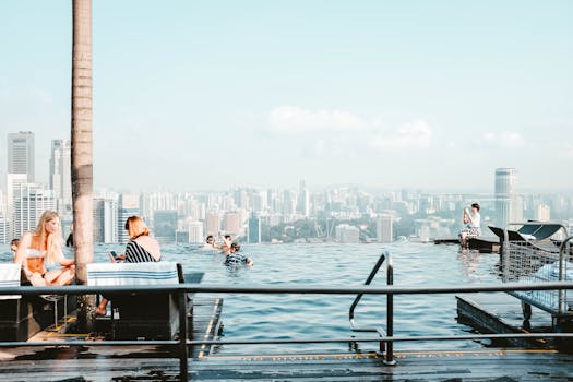 Dubai Luxury Skyline Hotel Suites With Infinity Pool