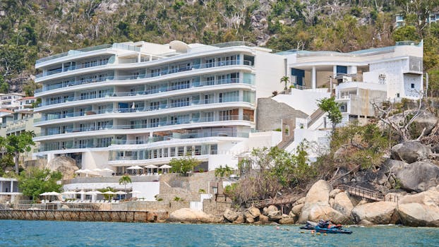 Exclusive Seaside Hotels With Elegant Lagoon Views